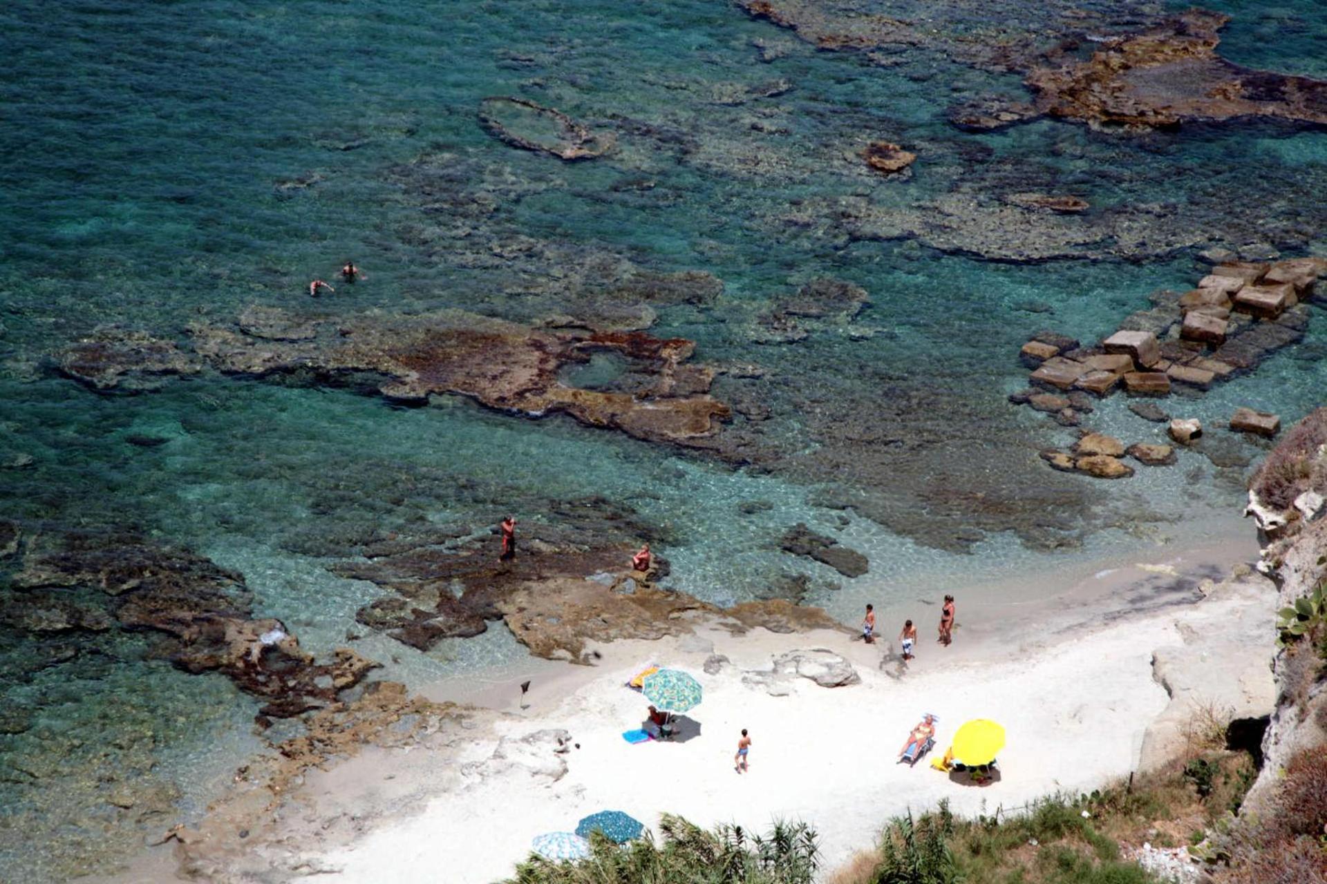 Casa Cunaci Bed And Breakfast Capo Vaticano Exterior foto